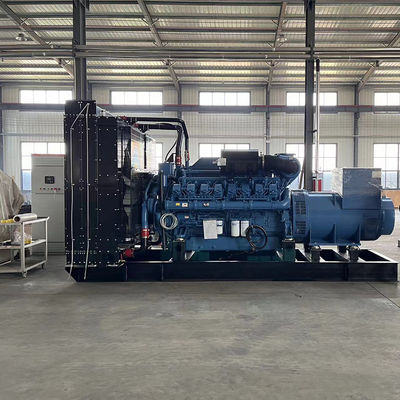 Motor Yuchai gerador de 750kw com painel de controle SmartGen e alternador de alta tensão